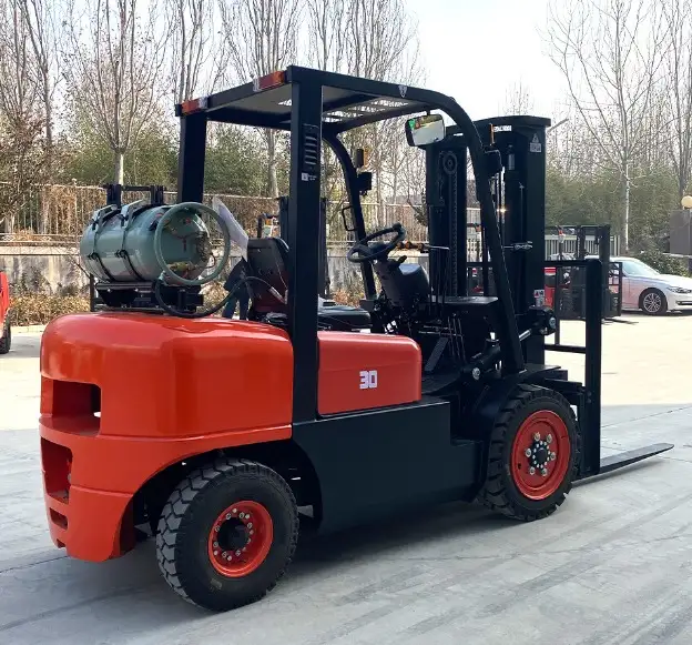 Reliable 3 Ton Diesel Forklift Truck CPCD30 - Image 2