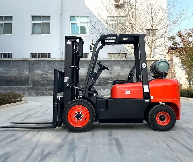 Reliable 3 Ton Diesel Forklift Truck CPCD30 - Image 3