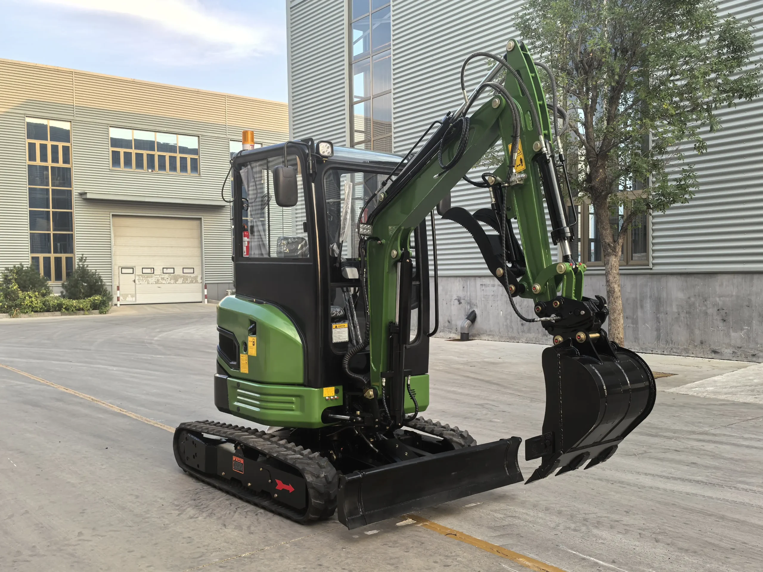 2.6 Ton Zero-Tail Swing Excavator Certeg CT26U - Image 2