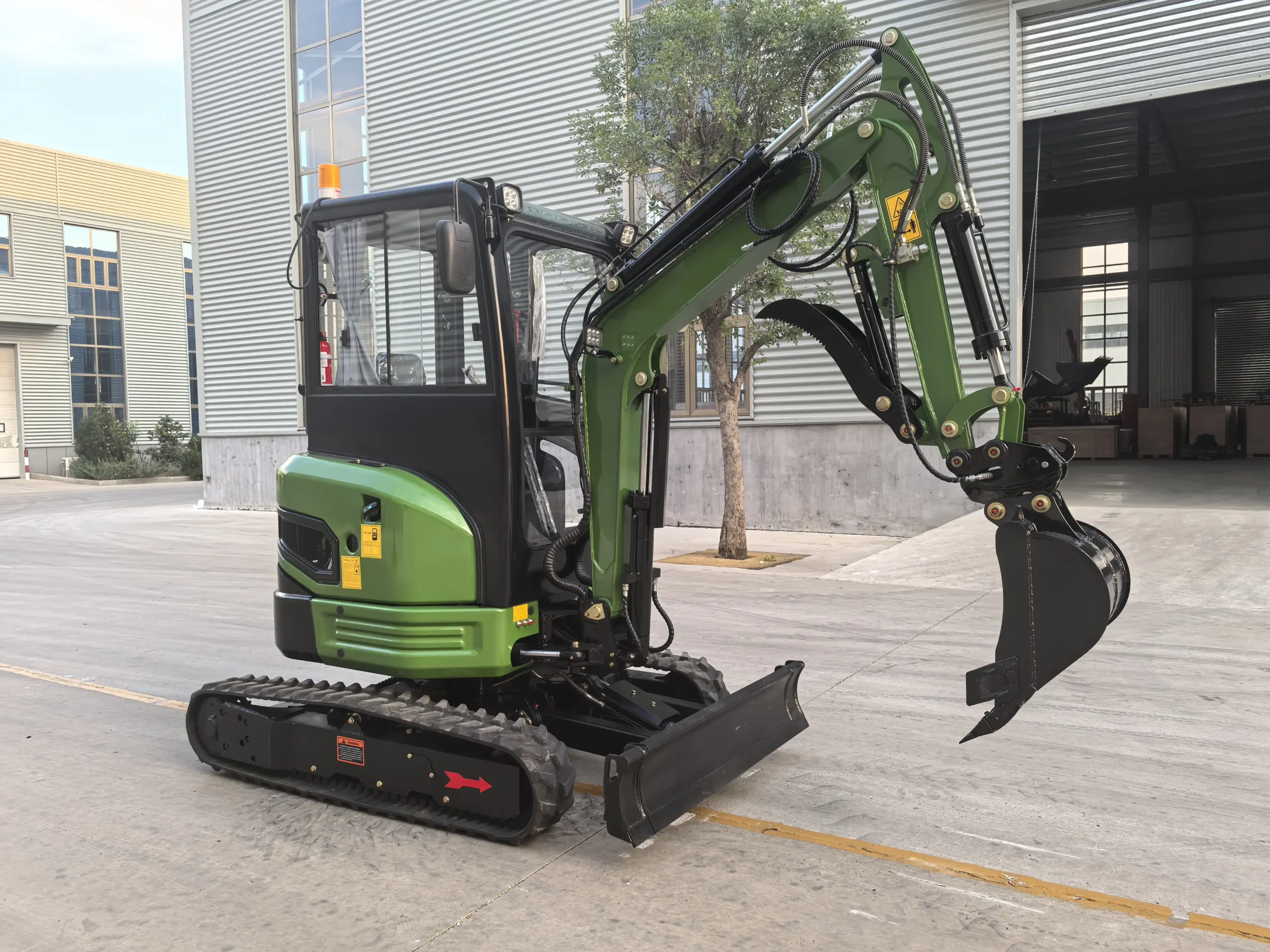 2.6 Ton Zero-Tail Swing Excavator Certeg CT26U - Image 3