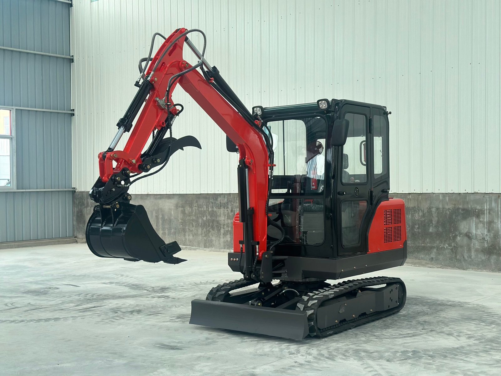 3 Ton Mini Excavator with Cabin-Certeg CT30 - Image 2