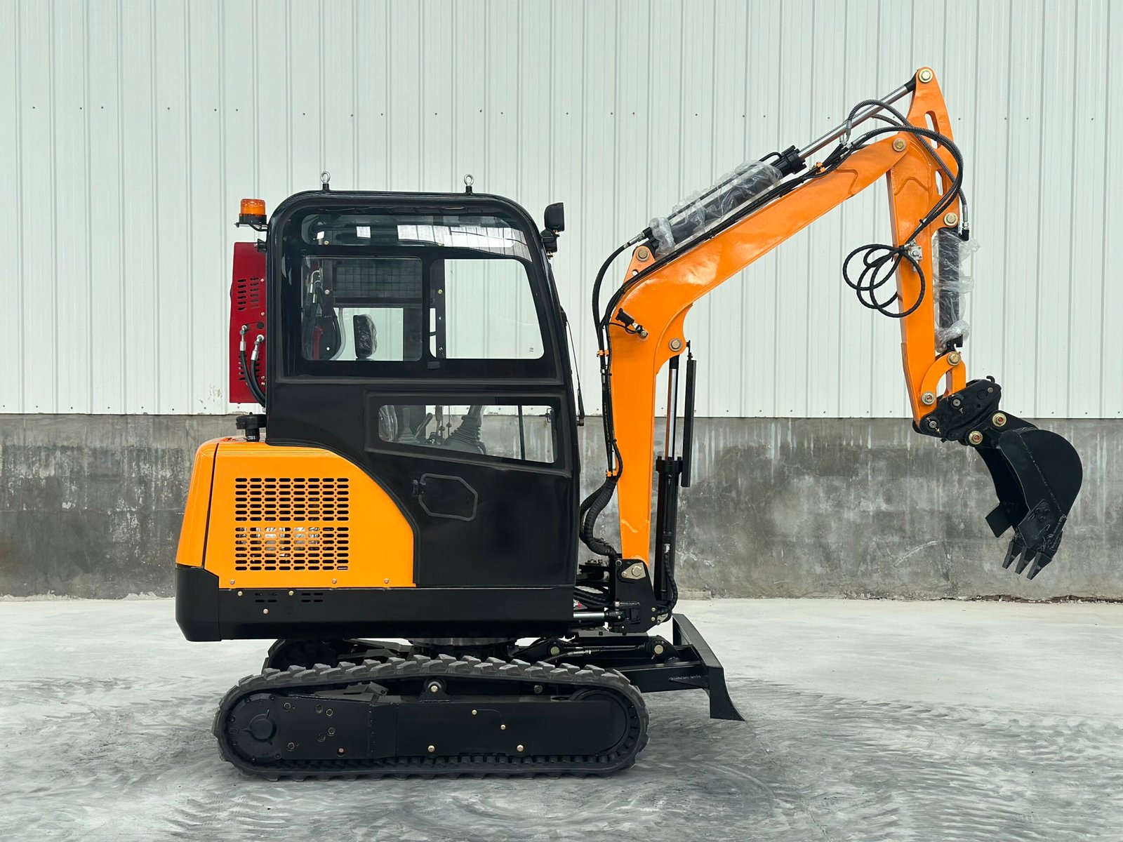 2.5 Ton Small Excavator for Construction-Certeg CT25 - Image 4