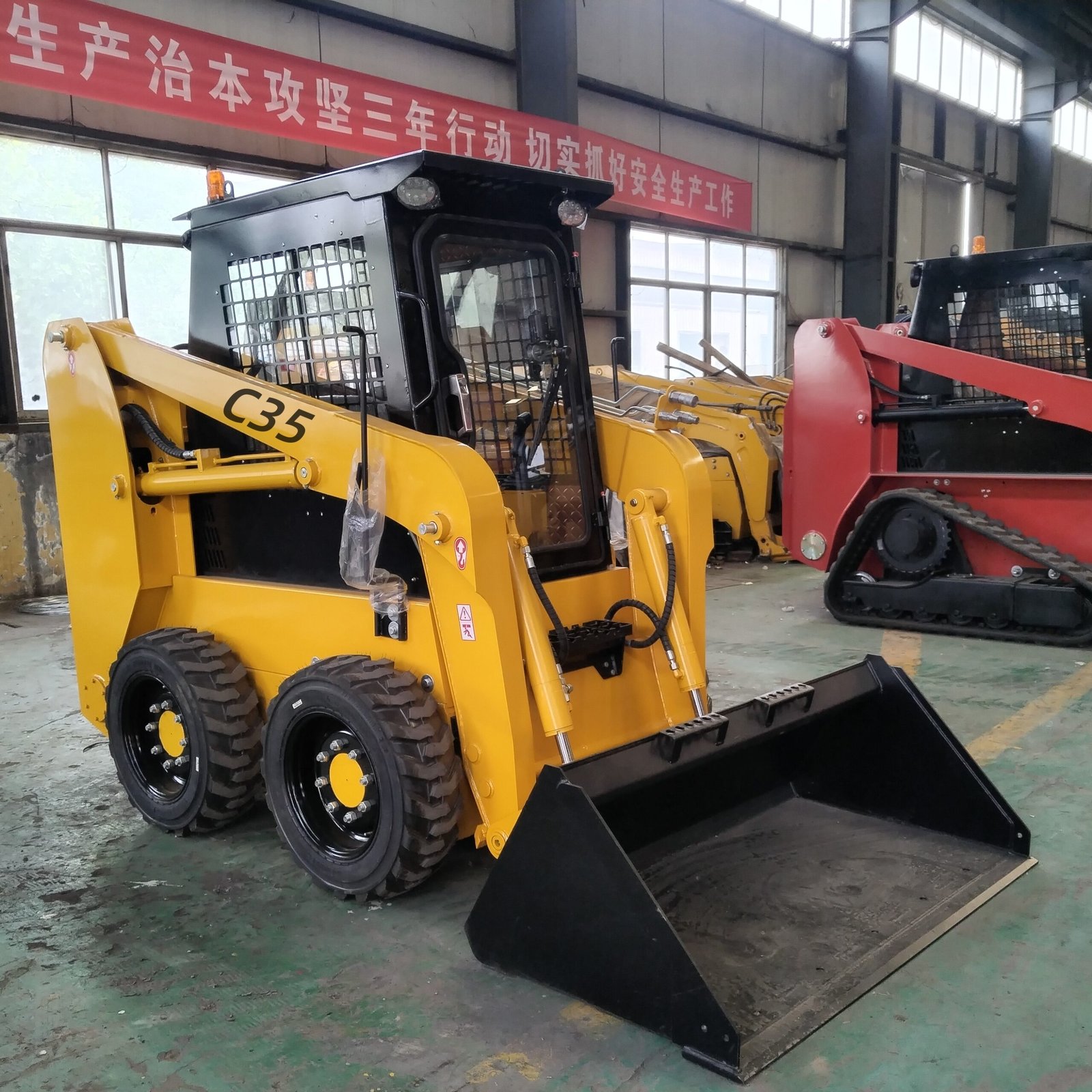 35HP Skid Steer Loader for Sale - Certeg C35 - Image 2