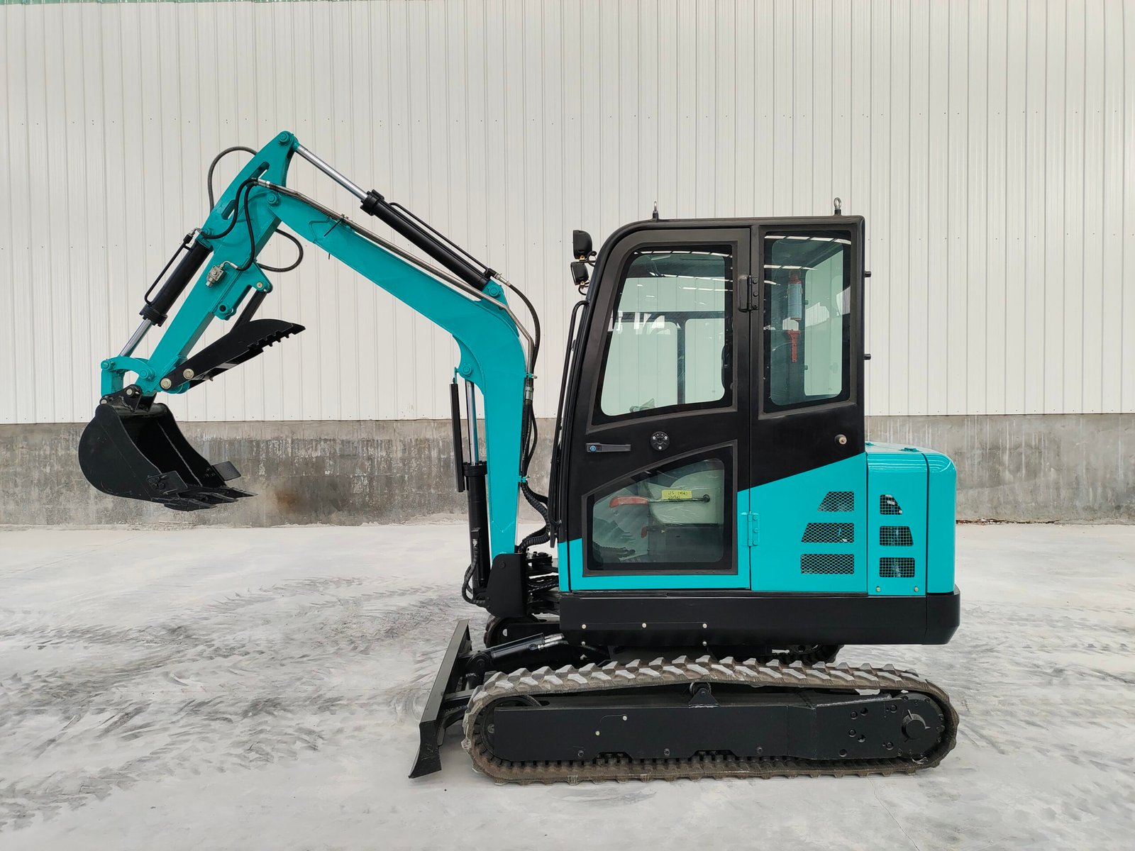 3.5 Ton Midi Excavator for Sale-Certeg CT35 - Image 3