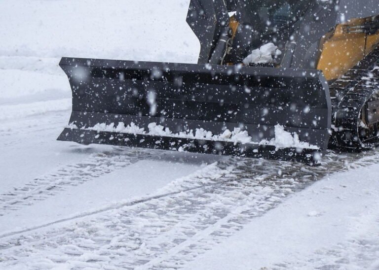 Compact Track Loaders in Snow: The Ultimate Guide to High-Traction Winter Performance