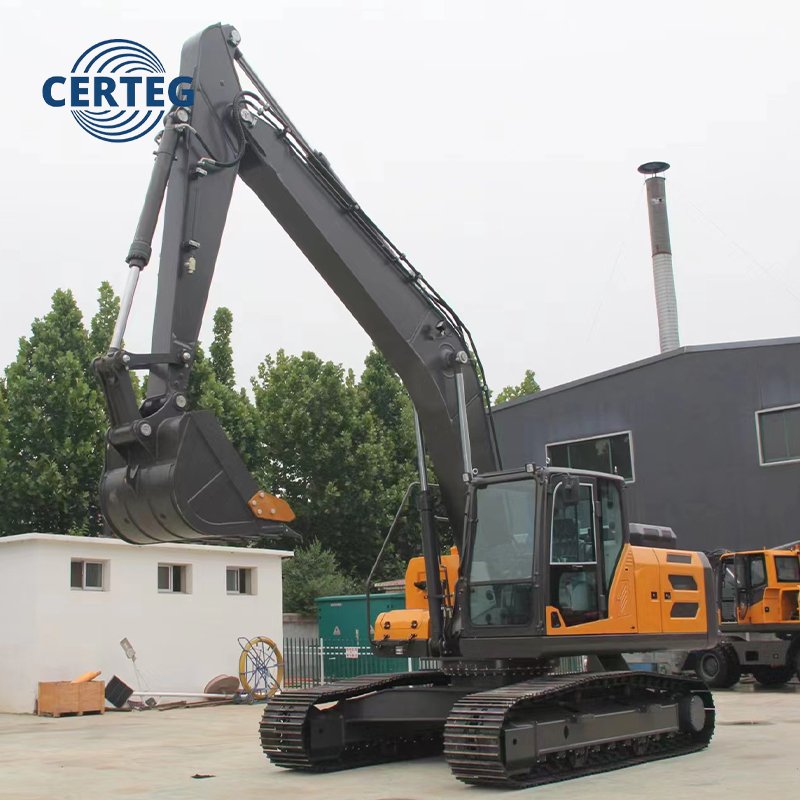 Heavy-Duty Construction King: 33 Ton Crawler Excavator CT330 - Image 5